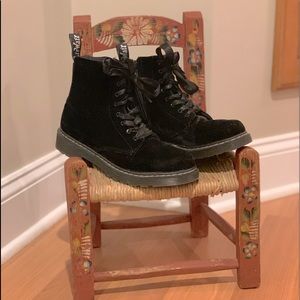 Little girl’s velvet Dr. Marten boots. Like new!